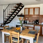 Kostas House