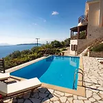 The Lookout, Boutique Villa.