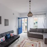 Cycladic Flat With Sea View And Bbq Grill