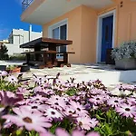Almyra Seaside