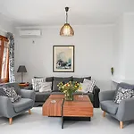 Santamare Apartment
