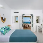 La Mer Seaside Apartments