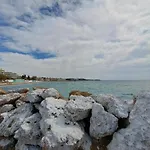 Perla Sea View Apartments