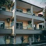 Kipos Resort