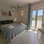 Comfortable 2-Bedroom Apartment With Balcony & Port View