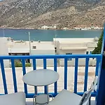 Meropi Rooms
