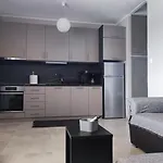 A & F Apartments - Fay\'S House