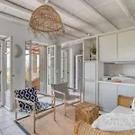 Villa Vino - Cycladic Calm