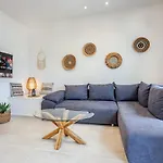 Elounda Helios Luxury Apartment With Rooftop Jacuzzi