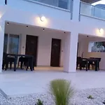 Q Luxury Rooms Paleros