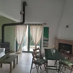 The White Rabbit Guesthouse Eco-Lodge \