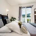 A & B Minimal Suite With Sea View In Argostoli