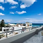 Daisy Hotel Apartments