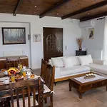 Mylos House With Sea View