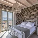 Hilltop Suites Milos