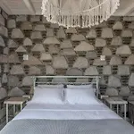 Hilltop Suites Milos