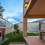 Sokaki Villas, Rustic Ambience