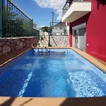 Semiramis Suites With Pool