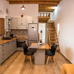 Mike\'S Guesthouse