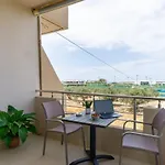 Νμβ Anissaras Coastal Getaway