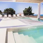 Starlight Villa Guro - 4Bd, 4Ba, 4Min To Beach