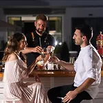 Icon Suites