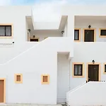 Aristotelis Apartments