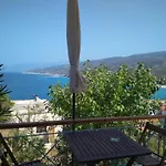 Armenistis Apartment