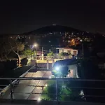 Chris Luxury Apartment,Near Athens Airport!