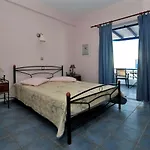 Varda Apartments - Kythoikies Holiday Houses