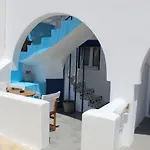 Meltemi Rooms And Studios