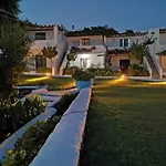 Chryssa Bungalows