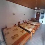 Christina Sunny Rooms