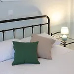 Island Boutique Apartments