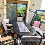Seaview Villa - Amazing Sea & Mountain View
