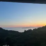Villa Long View