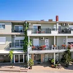 Apartments Lina