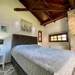 Kineta Luxury House