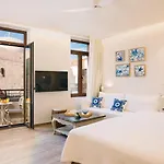 Casa Moazzo Suites And Apartments