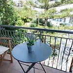 Annis House