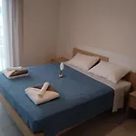 Hilltop Luxury Apartment