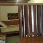 Tinas House