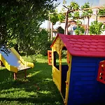 Maro Sweet Home