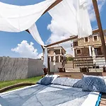 Armonia Seaside Villas
