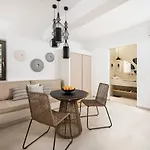 Mneme Suites & Villas