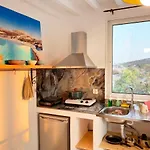 Archipelagos Kimolos Sea View