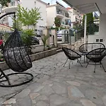 Apartment Georgos,