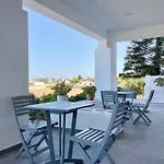 Fikas Hotel