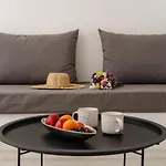 Celestial Seaview Apartments-Portara