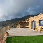 The Rock *Peaceful Retreat House